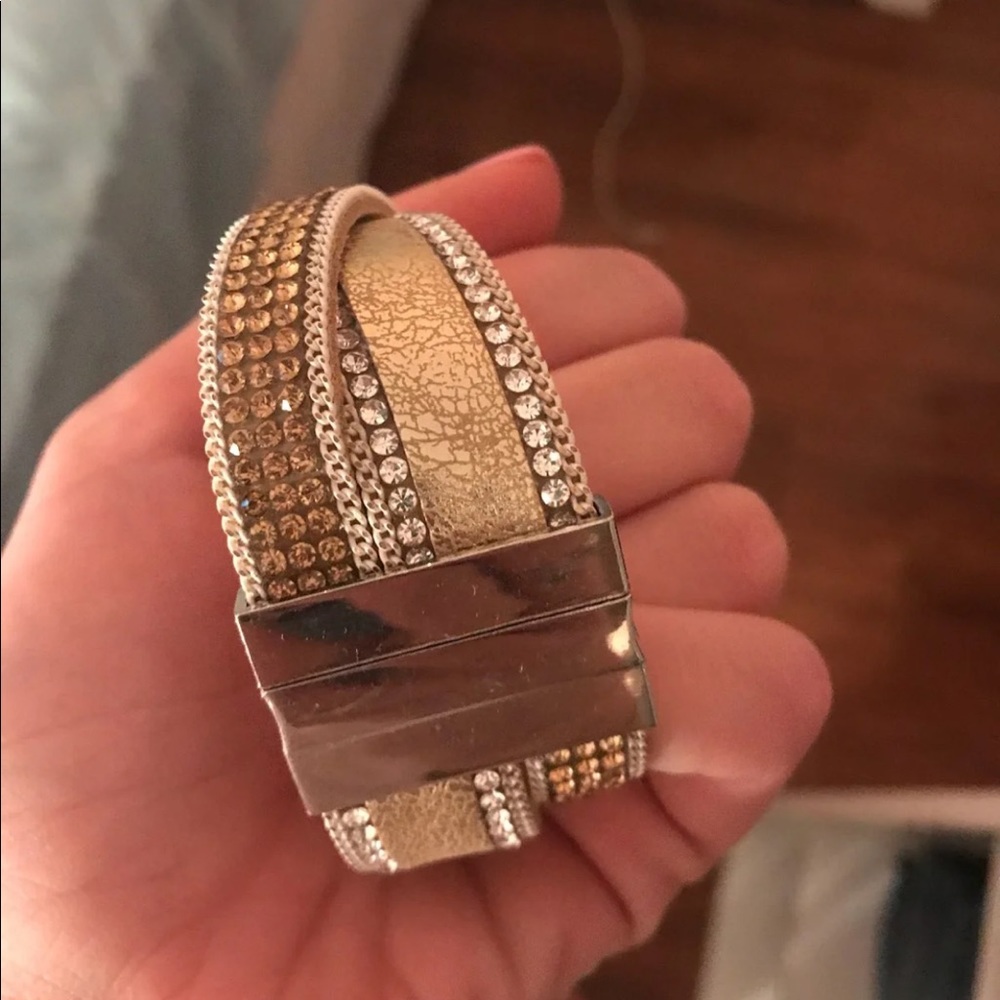 Bracelet